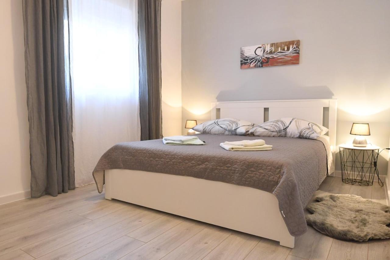 Apartment Karla Zadar Exterior foto